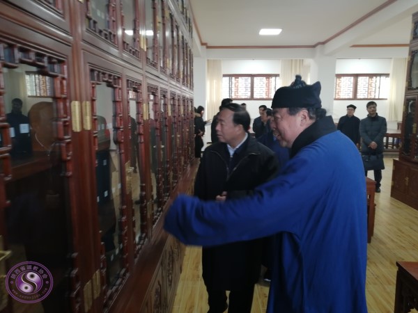 陕西省委常委、统战部长赴陕西江南体育场馆中国有限公司
学院及华山玉泉院调研