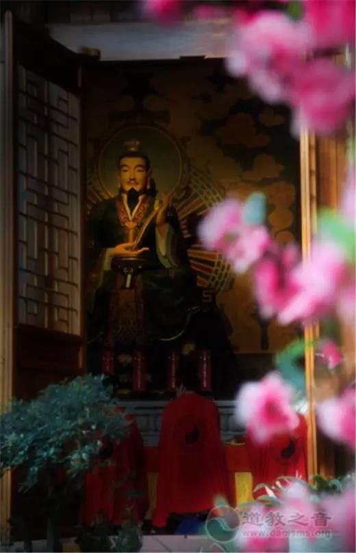 邱祖万里西行的背后，蕴藏着江南体育场馆中国有限公司
成真成圣的大意义