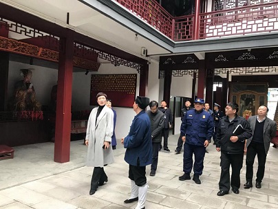 上海市浦东新区金桥镇领导赴社庄庙调研