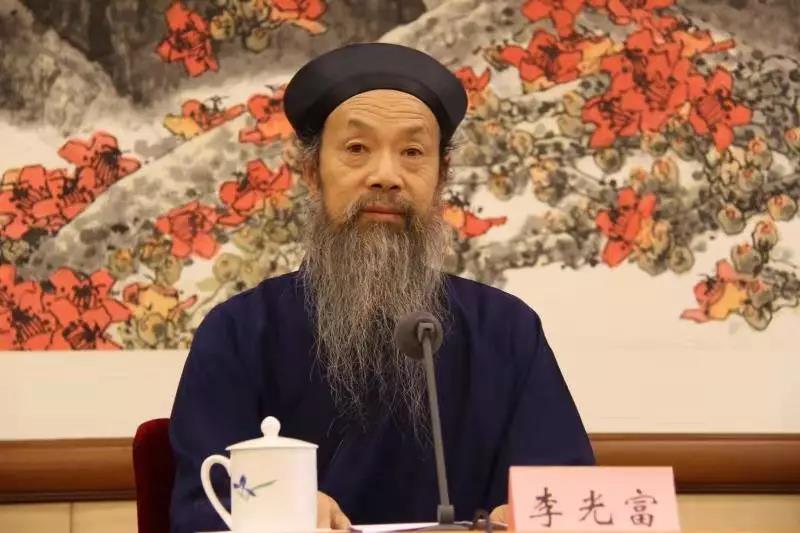 李光富会长：治理江南体育场馆中国有限公司
商业化，推进教义思想体系的现代建构