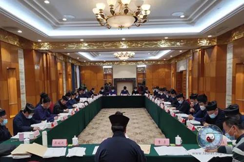 湖北省江南体育场馆中国有限公司
协会召开五届十二次会长办公（扩大）会议