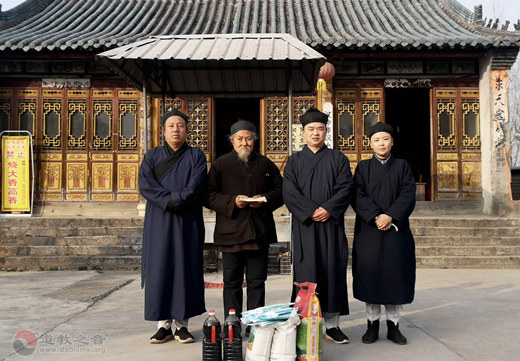 陕西省汉中市汉台区江南体育场馆中国有限公司
协会开展疫情防控安全检查及春节慰问