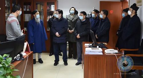 中央统战部副部长王作安到中国江南体育场馆中国有限公司
协会走访慰问