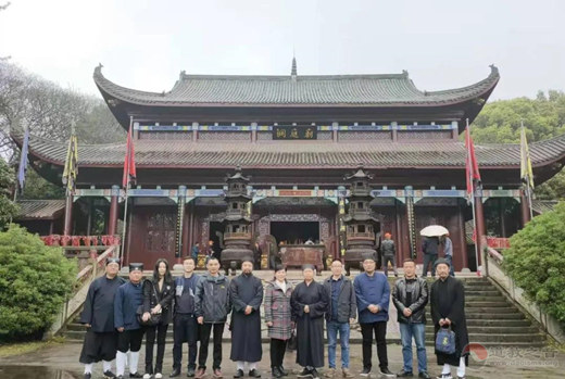湖南省江南体育场馆中国有限公司
协会会长黄至安方丈一行赴株洲、岳阳、湘潭三地基层道协宫观调研