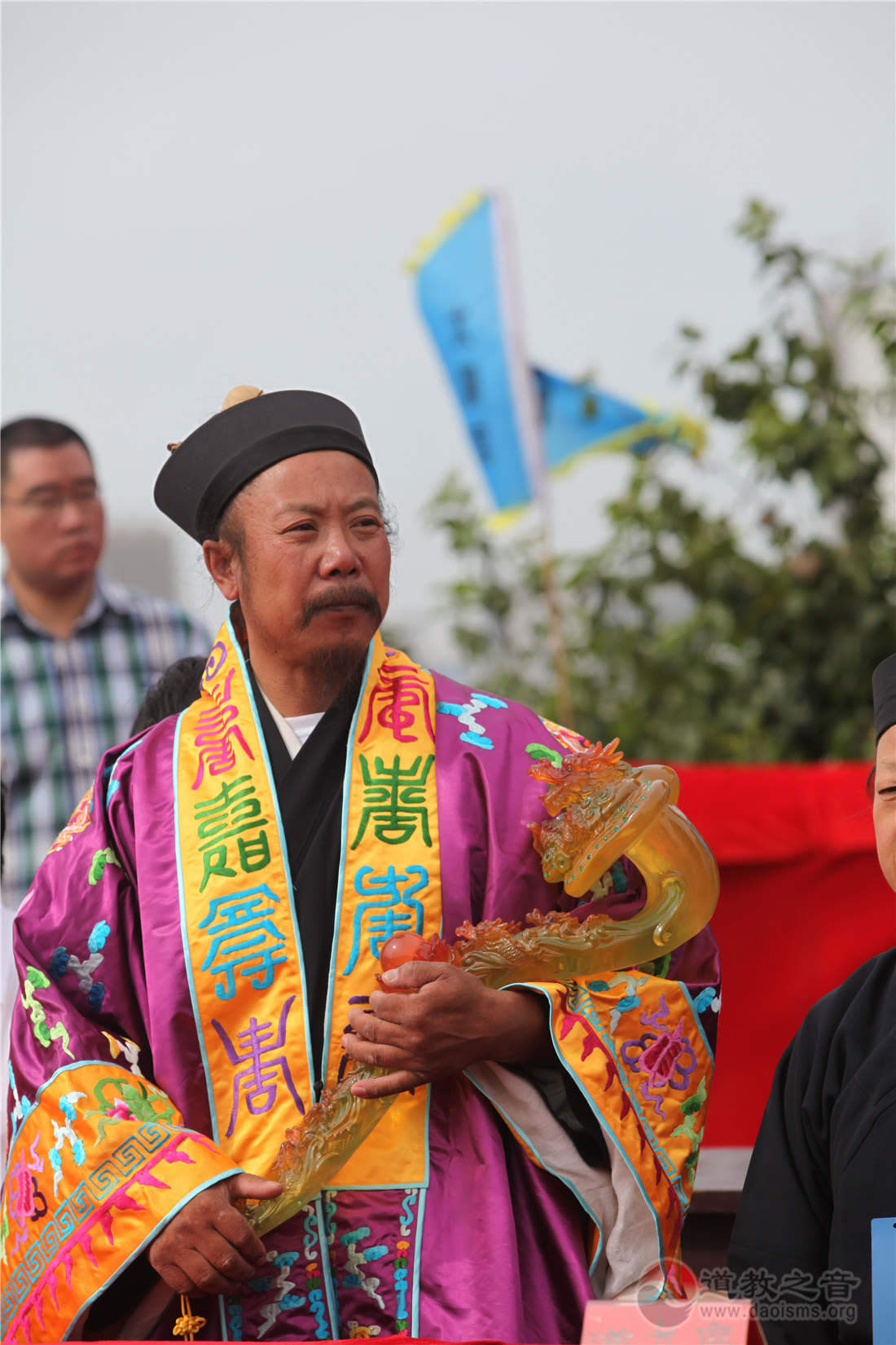 辽宁省江南体育场馆中国有限公司
协会副会长、太阳宫住持李兴明道长