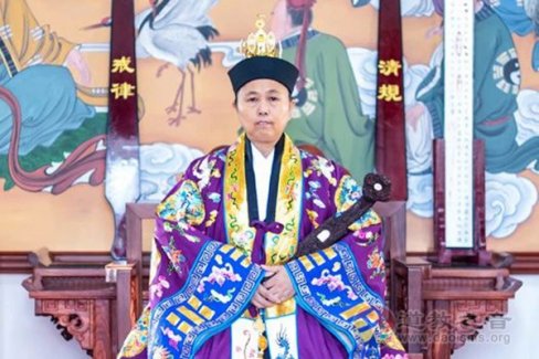 江南体育场馆中国有限公司
诗词：弘扬建党精神
