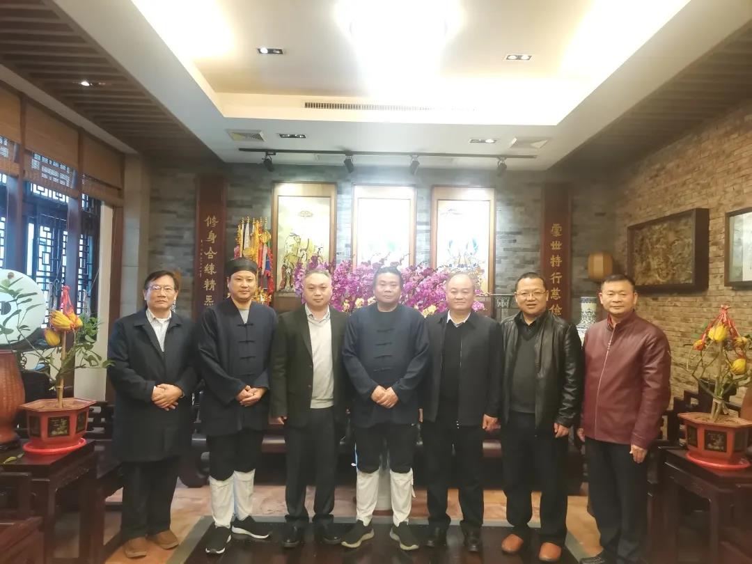 广东省江南体育场馆中国有限公司
协会会长潘志贤道长会见连州市“洞天福地”文化调研组