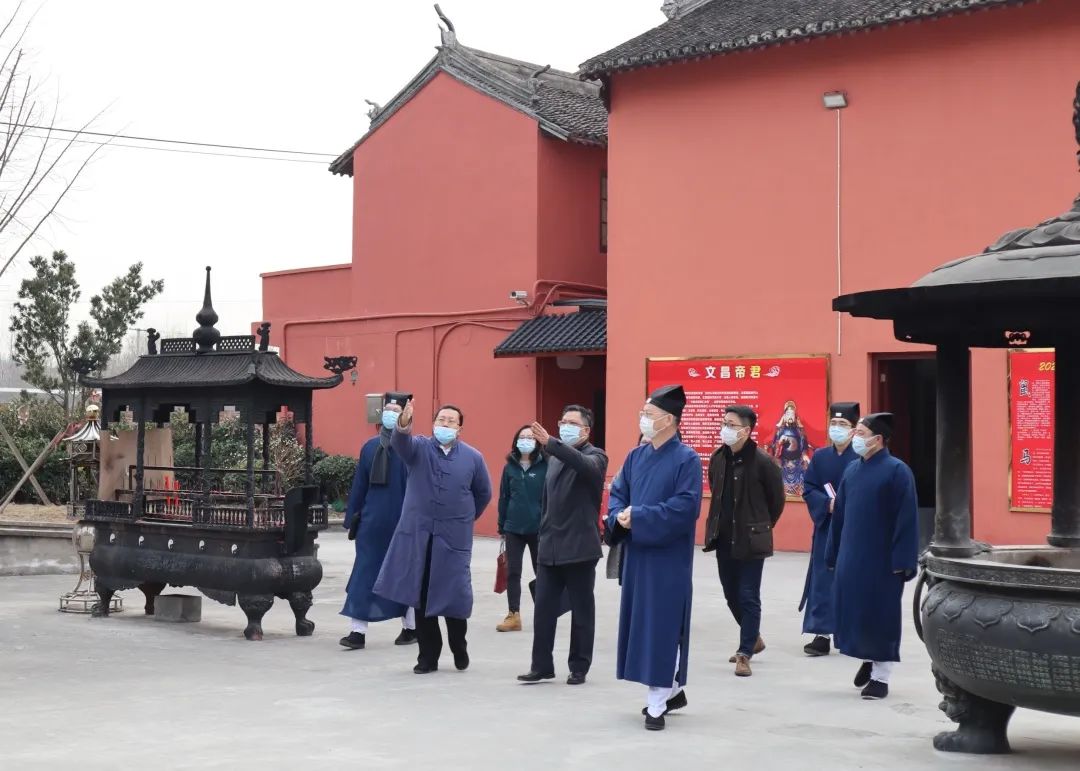 上海市民族宗教局赴上海江南体育场馆中国有限公司
学院走访调研