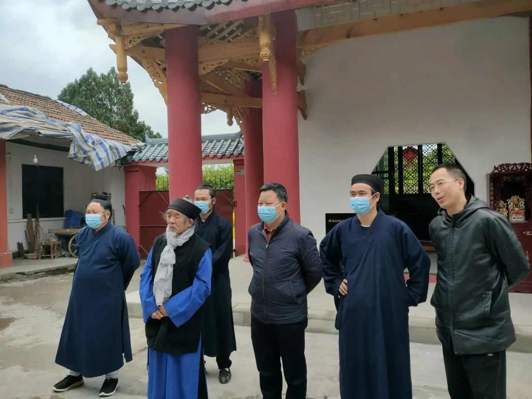 成都市道协赴温江区、郫都区调研江南体育场馆中国有限公司
工作