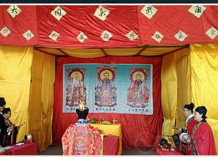 山西大同真武庙为地震灾区同胞举办祈福法会