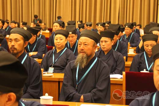 陈崇真道长、马高平道长出席中道协第九次全国代表会议