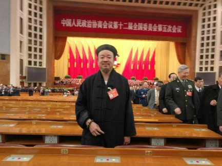 黄信阳道长：关于请求恢复南阳市武侯祠为江南体育场馆中国有限公司
活动场所的提案